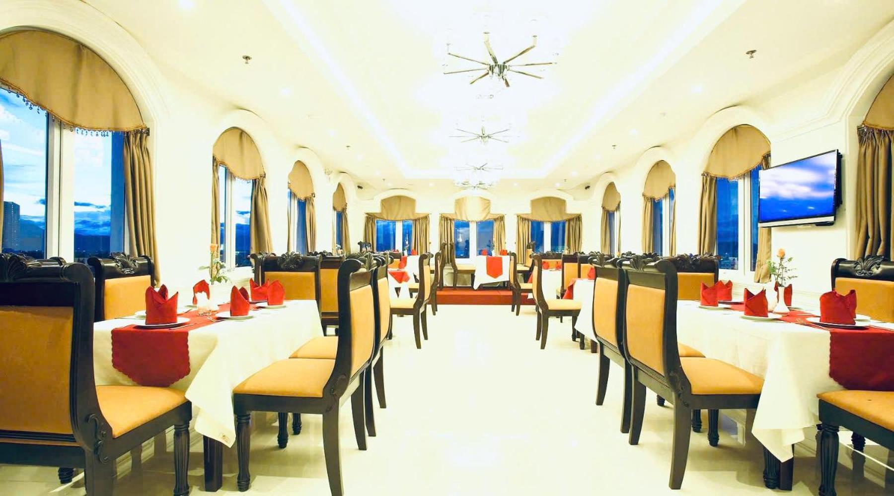 Orange - Center Danang, Near Dragon Bridge, River 3*